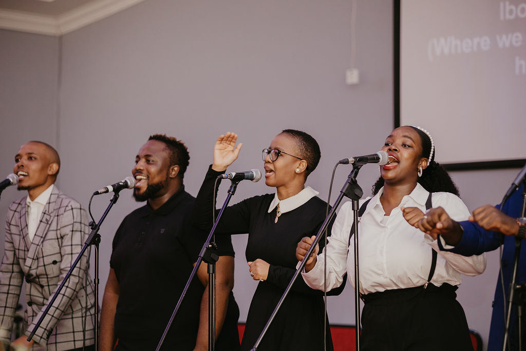 Praise & Worship Calvary Servanthood
